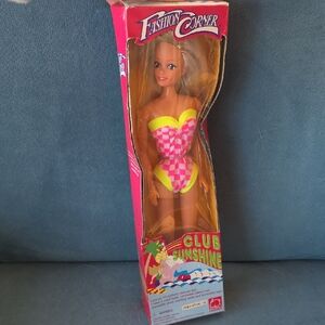 Fashion Corner LA Club Sunshine Doll - Pink Checkered Outfit